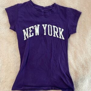 Purple New York baby tee - size S
